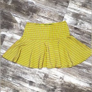 Betsey Johnson VINTAGE yellow cotton Lycra stretch mini skirt. Woman’s size P🌻